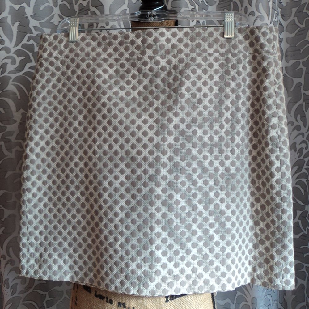 Patterned Skirt - Picture 5 of 6